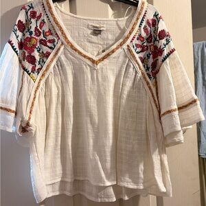 NWT Anthropologie Embroidered White Boho Top